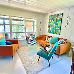 Kunstnerhytte Med Panoramautsikt Pa Furuholmen Ferienhaus *