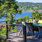 Ferienhaus Kunstnerhytte Med Panoramautsikt Pa Furuholmen
