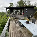 Ferienhaus Kunstnerhytte Med Panoramautsikt Pa Furuholmen