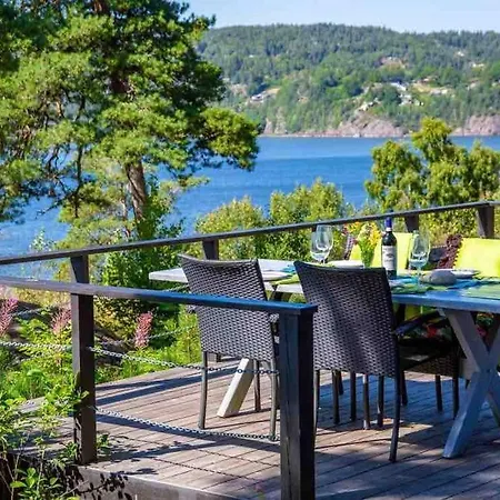 別荘 Kunstnerhytte Med Panoramautsikt Pa Furuholmen