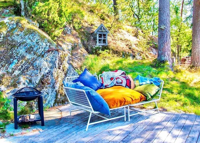 펜션 Kunstnerhytte Med Panoramautsikt Pa Furuholmen
