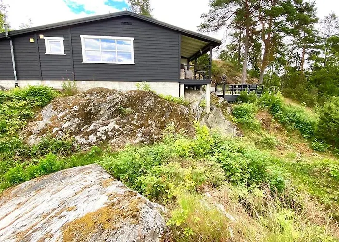 펜션 Kunstnerhytte Med Panoramautsikt Pa Furuholmen *