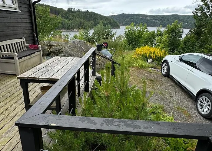 Kunstnerhytte Med Panoramautsikt Pa Furuholmen *